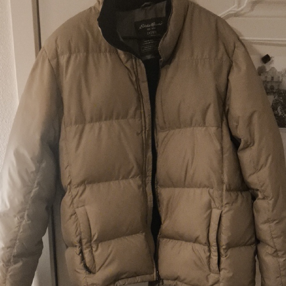 Eddie Bauer Men's Super puffy Goose Down Beige Puffer Jacket